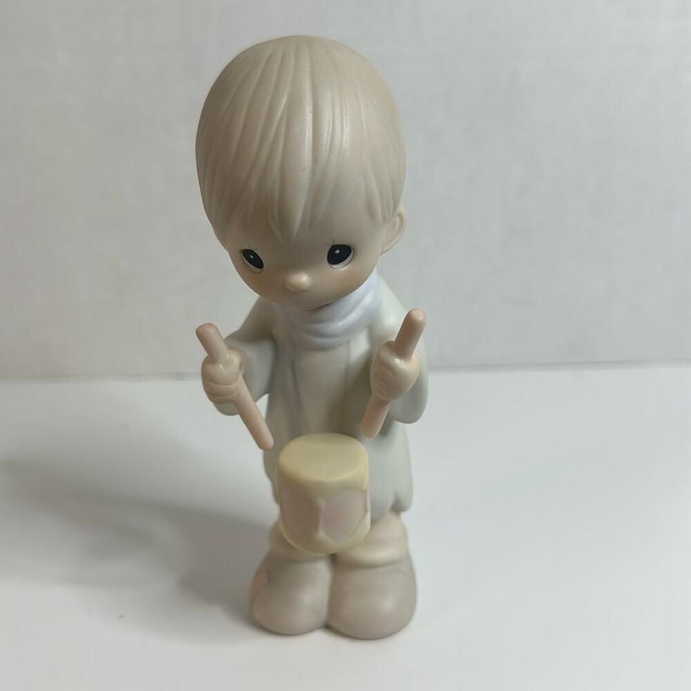 Vintage 1998 Precious Moments Figurine